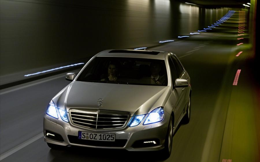  Mercedes-Benz E-Class 2009 года  (фото 45 из 74)